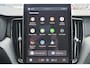 Volvo XC60 T6 Recharge AWD Ultra Black Edition - Panorama/schuifdak - IntelliSafe Assist & Surround - 360º Camera - Bowers & Wilkins audio - Adaptieve LED koplampen - Verwarmde voorstoelen, stuur & achterbank - Parkeersensoren voor & achter - Elektr. bedienb. voorstoelen met geheugen - Head up display - Draadloze tel. lader - Extra getint glas - Inklapbare trekhaak - 21' LMV