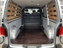Volkswagen Transporter 2.0 TDI L1H1 4Motion 4x4 Airco Cruise controle Trekhaak 2500kg trekgewicht Telefoonverbinding Apple carplay Navigatiesysteem Parkeersensoren Achter Euro 6 1e eigenaar Dealer onderhouden