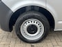 Volkswagen Transporter 2.0 TDI L1H1 4Motion 4x4 Airco Cruise controle Trekhaak 2500kg trekgewicht Telefoonverbinding Apple carplay Navigatiesysteem Parkeersensoren Achter Euro 6 1e eigenaar Dealer onderhouden