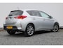 Toyota Auris 1.8 Hybrid Dynamic Automaat, Panoramadak, Achteruitrijcamera, All-Seasons, Dealeronderhouden