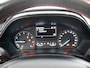 Ford Fiesta 1.0 EcoBoost ST-Line carplay, bluetooth, airco, cruise control, spoiler, bandenspanningscontrolesysteem, boordcomputer, brake assist system, hill hold functie, buitenspiegels elektrisch verstel- en verwarmbaar, e Super mooi rood, met alle functies erop die je wilt hebben voor deze mooie ST-line. De functies, zoals carplay, navigatie, airco en cruisecontrol.