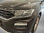Volkswagen T-Roc 1.0 TSI 115pk Style · Apple/Android Car Play · Navigatie · Climatronic · Elek. Achterklep · P-Sensoren · 16'' Inch ·