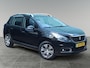 Peugeot 2008 1.2 Turbo 110PK Blue Lion | NAVI | AIRCO | PANO-DAK |