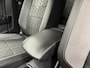 Volkswagen T-Roc 1.5 TSi DSG R-Line Navigatie-Adapt.Cr.contr-Camera-Carplay-Clima-Parkeersensoren-Lm17''velgen