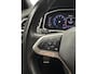 Volkswagen T-Roc 1.5 TSi DSG R-Line Navigatie-Adapt.Cr.contr-Camera-Carplay-Clima-Parkeersensoren-Lm17''velgen