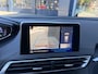Peugeot 3008 1.2 Turbo 130 pk Allure Trekhaak | 1e Eigenaar | Hoge Instap | Achteruitrijcamera | full Map Navigatie | Apple Carplay | Parkeersensoren Rondom | LED Dag-rijverlichting | Digitale Cockpit | Dealer Onderhouden |