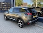 Peugeot 3008 1.2 Turbo 130 pk Allure Trekhaak | 1e Eigenaar | Hoge Instap | Achteruitrijcamera | full Map Navigatie | Apple Carplay | Parkeersensoren Rondom | LED Dag-rijverlichting | Digitale Cockpit | Dealer Onderhouden |