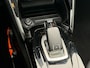 Peugeot 208 100 Pk Benzine ** Automaat ** Luxe Allure * Navigatie * Trekhaak * Panoramadak * 3-D Dashboard * Keyless Start Button * 1/2 Leder Interieur * L.M. Velgen * Vingerhoets; Vierde Generatie Eersteklas Service. Al meer dan 100 jaar een begrip in de Brabantse Kempen.