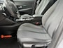Peugeot 208 100 Pk Benzine ** Automaat ** Luxe Allure * Navigatie * Trekhaak * Panoramadak * 3-D Dashboard * Keyless Start Button * 1/2 Leder Interieur * L.M. Velgen * Vingerhoets; Vierde Generatie Eersteklas Service. Al meer dan 100 jaar een begrip in de Brabantse Kempen.