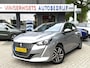 Peugeot 208 100 Pk Benzine ** Automaat ** Luxe Allure * Navigatie * Trekhaak * Panoramadak * 3-D Dashboard * Keyless Start Button * 1/2 Leder Interieur * L.M. Velgen * Vingerhoets; Vierde Generatie Eersteklas Service. Al meer dan 100 jaar een begrip in de Brabantse Kempen.
