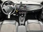 Alfa Romeo Giulietta 1.4 T Exclusive | 18"LM velgen | Climate Control | Cruise Control | Navigatie