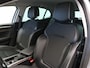 Renault Megane 1.3 TCe Bose | Cruise control | Stoelverwarming | Achteruitrijcamera | Climate control | Apple carplay / Android auto |