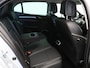Renault Megane 1.3 TCe Bose | Cruise control | Stoelverwarming | Achteruitrijcamera | Climate control | Apple carplay / Android auto |