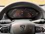 Peugeot Boxer 2.2 BlueHDi 140 S&S L2H2 3.3t | Achteruitrijcamera | Parkeersensoren | Climate control | Cruise control | Climate control | Spraakbediening | Trekhaak