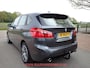 BMW 2-Serie Active Tourer 220i M Sport / PANODAK / TREKHAAK / SPORTSTOELEN / NAVI / CRUISE