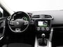 Renault Kadjar 1.3 TCe Intens | Achteruitrijcamera | Cruise control | Climate control | Lichtmetalen velgen 18'' | Apple carplay / Android auto |