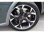 CUPRA Formentor 1.4 e-Hybrid 245PK VZ Performance 245PK | Achteruitrijcamera | Airco (automatisch) | Cruise control adaptief | ACC | Achteruitrijcamera | Elektrisch inklapbare trekhaak | Verwarmbare voorstoelen en stuurwiel | Camouflage Green metallic!