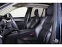 Volvo XC90 T8 Recharge AWD Inscription - Luchtvering - Panorama/schuifdak - IntelliSafe Assist & Surround - 360º Camera - Harman/Kardon audio - Adaptieve LED koplampen - Verwarmde voorstoelen, stuur & achterbank - Parkeersensoren voor & achter - Elektr. bedienb. voorstoelen met geheugen - Head up display - Draadloze tel. lader - Standkachel - Extra getint glas - Inklapbare trekhaak - 20' LMV