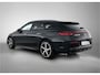 Mercedes-Benz CLA Shooting Brake 200 Business Solution AMG 58 kWh | Premium pakket | Winterpakket | Nightpakket | MBUX Augmented Reality navigatie | Trekhaak | Massagefunctie | URBAN GUARD | Vast panoramadak | MBUX Virtuele Assistant |