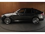 BMW X4 M40i HUD Panodak 360° Harman K Leer ACC Navi Keyless Entry & Go Elektr. uitklapbare trekhaak Elektr. bedienbare achterklep Memory seats Climate voor & achter PDC Zwarte hemelbekleding 21 inch LM v