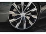 Volvo V60 T8 Automaat Plug-in hybrid AWD Plus Dark |Performance Edition| Black Edition logos | Exterior Styling kit met uitdempers | 20"Lichtmetalen velgen| Parkeercamera achter | Google Services|Premium Audio by Harman en Kardon| Interieur Voorverwarming| Adaptieve Cruise Control| Blind Spot