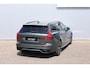 Volvo V60 T8 Automaat Plug-in hybrid AWD Plus Dark |Performance Edition| Black Edition logos | Exterior Styling kit met uitdempers | 20"Lichtmetalen velgen| Parkeercamera achter | Google Services|Premium Audio by Harman en Kardon| Interieur Voorverwarming| Adaptieve Cruise Control| Blind Spot