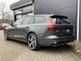 Volvo V60 T8 Automaat Plug-in hybrid AWD Plus Dark |Performance Edition| Black Edition logos | Sportstoelen | 20"Lichtmetalen velgen| Parkeercamera achter | Google Services|Premium Audio by Harman en Kardon| Interieur Voorverwarming| Adaptieve Cruise Control| Blind Spot.