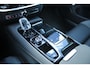 Volvo V60 T8 Automaat Plug-in hybrid AWD Plus Dark |Performance Edition| Black Edition logos | Exterior Styling kit met uitdempers | 20"Lichtmetalen velgen| Parkeercamera achter | Google Services|Premium Audio by Harman en Kardon| Interieur Voorverwarming| Adaptieve Cruise Control| Blind Spot