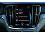 Volvo V60 2.0 T8 Twin Engine AWD Inscription|Pano|Stoelverwarming|