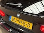 BMW 3-Serie 320i M Sport High Executive 184Pk Automaat (GROOT NAVI, M PAKKET, LEDER, STOELVERWARMING, SPORTSTOELEN, PARKEERSENSOREN, GETINT GLAS, SPORT AUTOMAAT, NIEUWSTAAT)