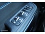 Lynk & Co 01 1.5 Plug-in Hybride, Zwarte Hemel, Stoelverwarming, Cruise, Pdc + camera, Clima, Navi, App connect,