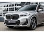 BMW X1 25e xDrive M Sport | Panorama | Shadow | ACC | Camera | Adap. led | Trekhaak | Stoelverwarming | 19 inch |