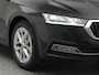 Skoda Octavia Combi 1.5 TSI 150pk First Edition | Trekhaak | Verwarmbaar voorruit | Stoelverwarming | Adaptieve cruise control | LED Matrix |