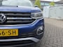 Volkswagen T-Cross 1.0 TSI Style Executive Multimedia Parkeersensoren / Navigatie / 17"LM velgen / Clima / Led verlichting