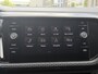 Volkswagen T-Cross 1.0 TSI Style Executive Multimedia Parkeersensoren / Navigatie / 17"LM velgen / Clima / Led verlichting