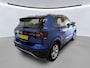 Volkswagen T-Cross 1.0 TSI Style Executive Multimedia Parkeersensoren / Navigatie / 17"LM velgen / Clima / Led verlichting
