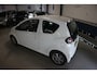 Toyota Aygo 1.0-12V Comfort / AIRCO / WHITE PACK / NAP KM STAND / APK 2027 ! ! !
