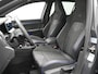 Volkswagen Golf Variant 1.5 eTSI R-Line Edition Automaat - IQ light - Navigatie - Achterklep elektrisch - Trekhaak - Stoelverwarming - ACC - Camera