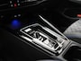 Volkswagen Golf Variant 1.5 eTSI R-Line Edition Automaat - IQ light - Navigatie - Achterklep elektrisch - Trekhaak - Stoelverwarming - ACC - Camera