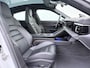 Porsche Taycan Panoramadak Sport chrono pakket Adaptieve luchtvering Bose®-Audio Apple Carplay Android Auto Navi Ecc Camera Pdc Comfortstoelen Stoelverwarming Elek.Achterklep Lmv Led Elek.Stoelen DAB Lane Change Assist ParkAssistent SOH 90% 1e Eigenaar Origineel Nederlandse Auto