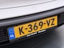 Porsche Taycan Panoramadak Sport chrono pakket Adaptieve luchtvering Bose®-Audio Apple Carplay Android Auto Navi Ecc Camera Pdc Comfortstoelen Stoelverwarming Elek.Achterklep Lmv Led Elek.Stoelen DAB Lane Change Assist ParkAssistent SOH 90% 1e Eigenaar Origineel Nederlandse Auto
