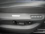 Volkswagen Tiguan 1.5 eHybrid R-Line Edition IQ light - Leer - Trekhaak - Head up display - 360 Camera - Navigatie - ACC - Stoelverwarming