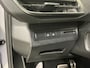 Peugeot 3008 1.2 PureTech GT Stoelverwarming | Camera | Leder/Stof | Adaptieve Cruise | Climate | Carplay | 18" Lichtmetaal | Achteruitrijcamera | Anti Blokkeer Systeem | Apple Carplay/Android Auto|telefoonintegratie premium