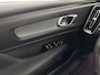 Volvo XC40 Recharge Plus [ 3-Fase-11kW ] {SOH-90%} (INCL-BTW) *HEATPUMP | ADAPTIVE-CRUISE | FULL-LED | BLINDSPOT | HEATED-SPORTSEATS | KEYLESS | DIGI-COCKPIT | CAMERA | PRIVACY-GLASS | ECC | TOWBAR | PDC | 19''ALU*