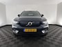 Volvo XC40 Recharge Plus [ 3-Fase-11kW ] {SOH-90%} (INCL-BTW) *HEATPUMP | ADAPTIVE-CRUISE | FULL-LED | BLINDSPOT | HEATED-SPORTSEATS | KEYLESS | DIGI-COCKPIT | CAMERA | PRIVACY-GLASS | ECC | TOWBAR | PDC | 19''ALU*