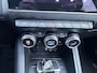 Renault Captur 1.6 E-Tech Hybrid 145 Initiale Paris | Navigatie | Stoelverwarming | Climate Control | Trekhaak |