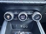 Renault Captur 1.6 E-Tech Hybrid 145 Initiale Paris | Navigatie | Stoelverwarming | Climate Control | Trekhaak |