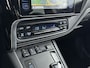 Toyota Auris Touring Sports 1.8 Hybrid Executive Go | PDC voor en achter | Navigatie | Stoelverwarming |