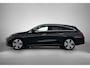 Mercedes-Benz CLA Shooting Brake 250+ Business Solution Luxury 85 kWh | Premium Pakket | Winterpakket | Warmtewerend, donkergetint glas | Massagefunctie | Sierdelen in bruin eikenhout met aluminium lijnen | Vast panoramadak |