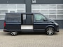 Volkswagen Transporter 2.0 TDI 150PK Automaat Bulli Edition L1H1 GB / Dubbele schuifdeur / Dealer onderh. / Navi / Leder / Carplay / Adaptieve Cruise